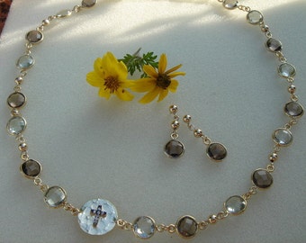 Necklace with amethyst and smoky quartz! Playful casualness!