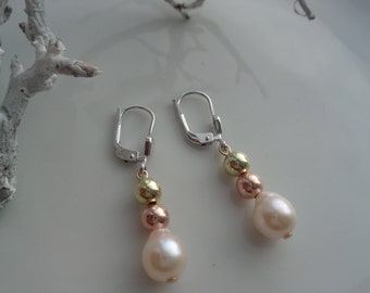 Pearl earrings in tricolor white gold, red gold yellow gold 585