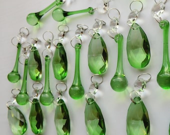 20 Emerald Green Chandelier Drops Glass Crystals Droplets Chic Mix Beads Vintage Christmas Tree Light Crafts Lamp Parts Wedding Decorations