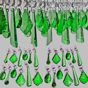 12 or 24 Emerald Green Chandelier Drops Glass Crystals Droplets Chic Prism Beads Vintage Retro Christmas Tree Wedding Decorations Lamp Parts