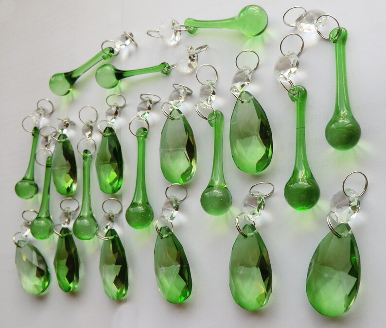 20 Emerald Green Chandelier Drops Glass Crystals Droplets Chic Etsy