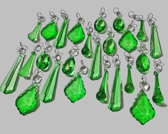 12 or 24 Emerald Green Chandelier Drops Glass Crystals Droplets Chic Prism Beads Vintage Retro Christmas Tree Wedding Decorations Lamp Parts