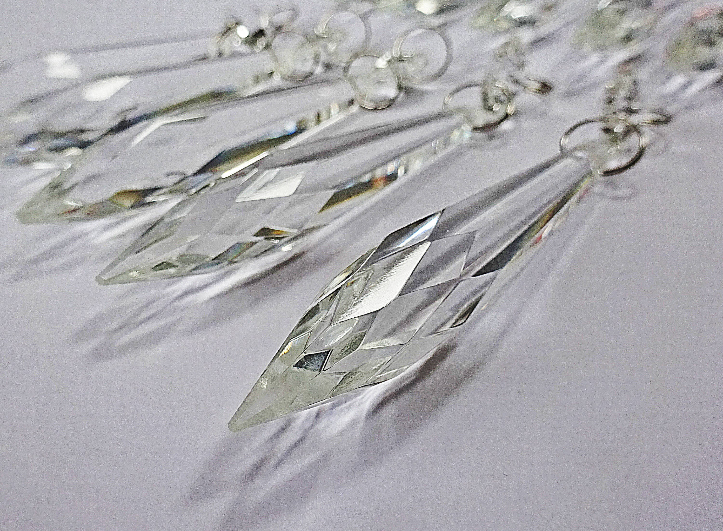 10 CHANDELIER LIGHT PARTS GLASS CRYSTALS RETRO ICICLE BEADS DROPS PRISM DROPLETS 