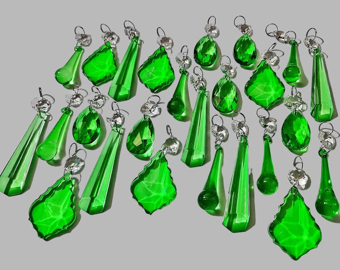 12 or 24 Emerald Green Chandelier Drops Glass Crystals Droplets Chic Prism Beads Vintage Retro Christmas Tree Wedding Decorations Lamp Parts