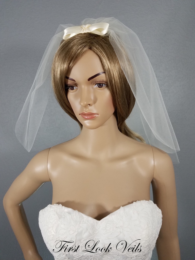 wedding shoulder veil