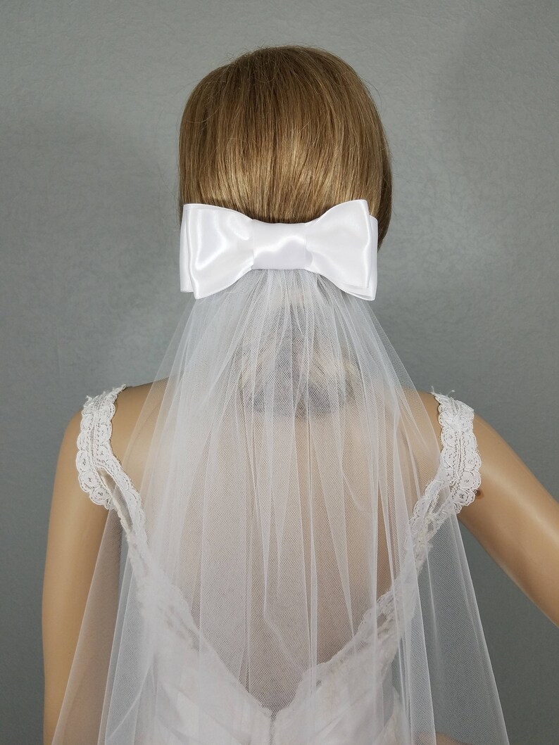Bridal Bow Veil, Short Veil, 1st Communion Veil, Large Bow Veil, White