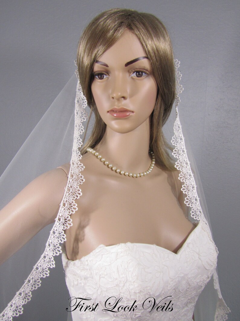 Ivory Bridal Veil, Lace Wedding Veil, Waltz Length Veil, Bridal Lace