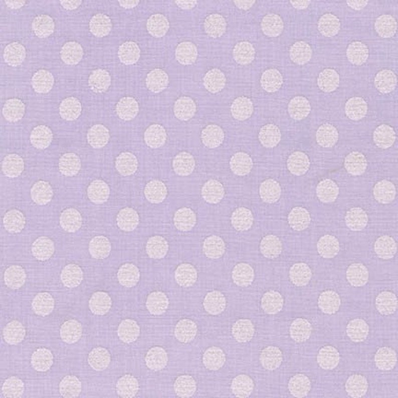 Robert Kaufman Lilac Polka Dot Design FQ to Yard New-100/% Cotton
