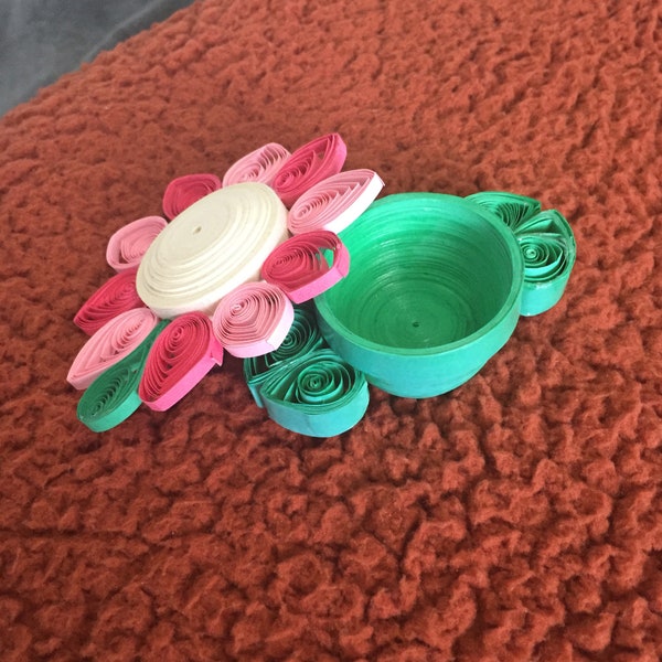 Quilled Pink Flower Trinket Box