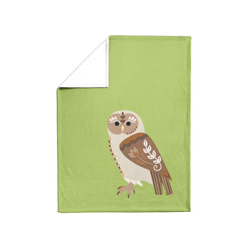 Tawny Owl Fleece Blanket: Cozy Book Corner Throw Blanket Fleece
