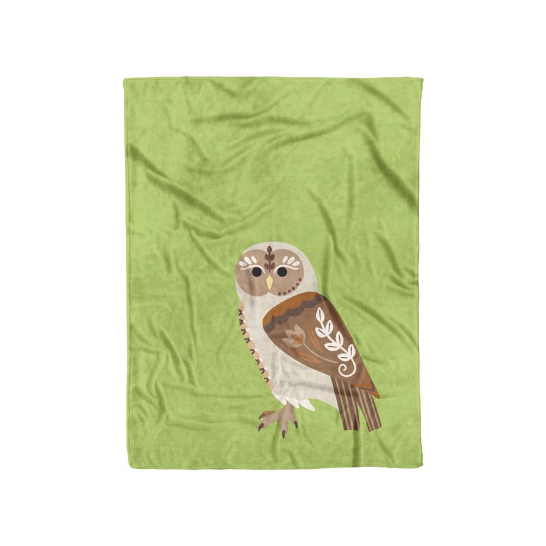 Tawny Owl Fleece Blanket: Cozy Book Corner Throw Blanket