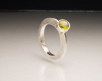 Silberring mit Peridot