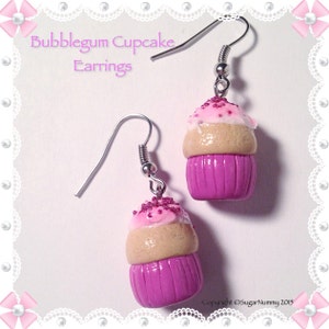 Cupcake Earrings, Miniature Cupcakes, Tiny Clay Food, Cupcake Jewelry, Clay Bakery, Polymer Clay Charms, Pink Earrings, Frosting, Kawaii