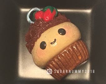 Cupcake Charm, Polymer Clay Charms, Clay Cupcakes, Food Jewelry, Strawberry Pendant, Clay Food, Miniature Cupcake, Kawaii Charms, Chocolate