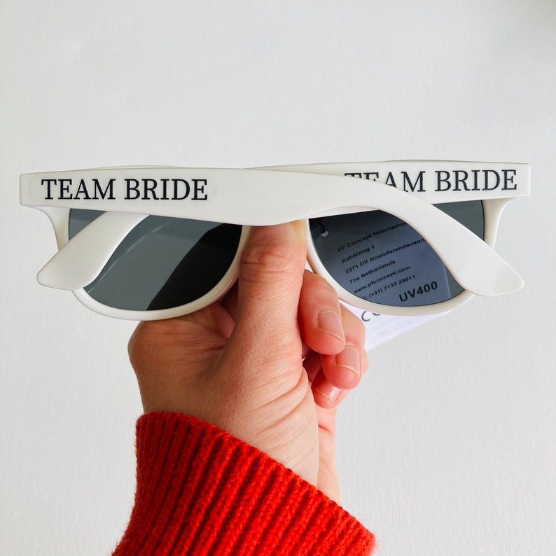 Personalised Wedding Sunglasses Favours image 7