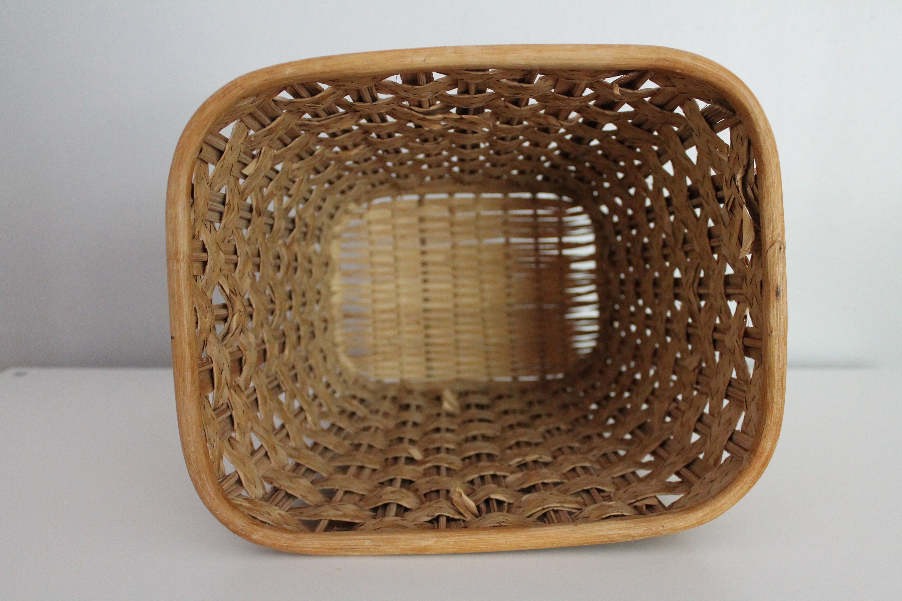 Pequeña papelera de mimbre vintage cubo de basura de mimbre | Etsy