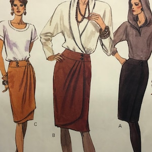 Wrap Style Skirt with Gathers, Yoke Waist Band and Tapered Shape, Vogue 7921, Sz 14, 16, 18, vintage sewing pattern in original folds