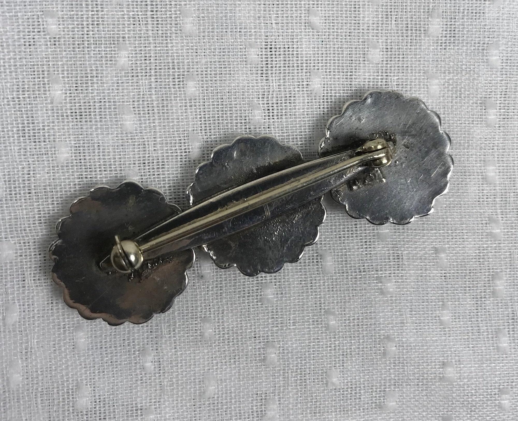 Broche ancienne en argent avec strass