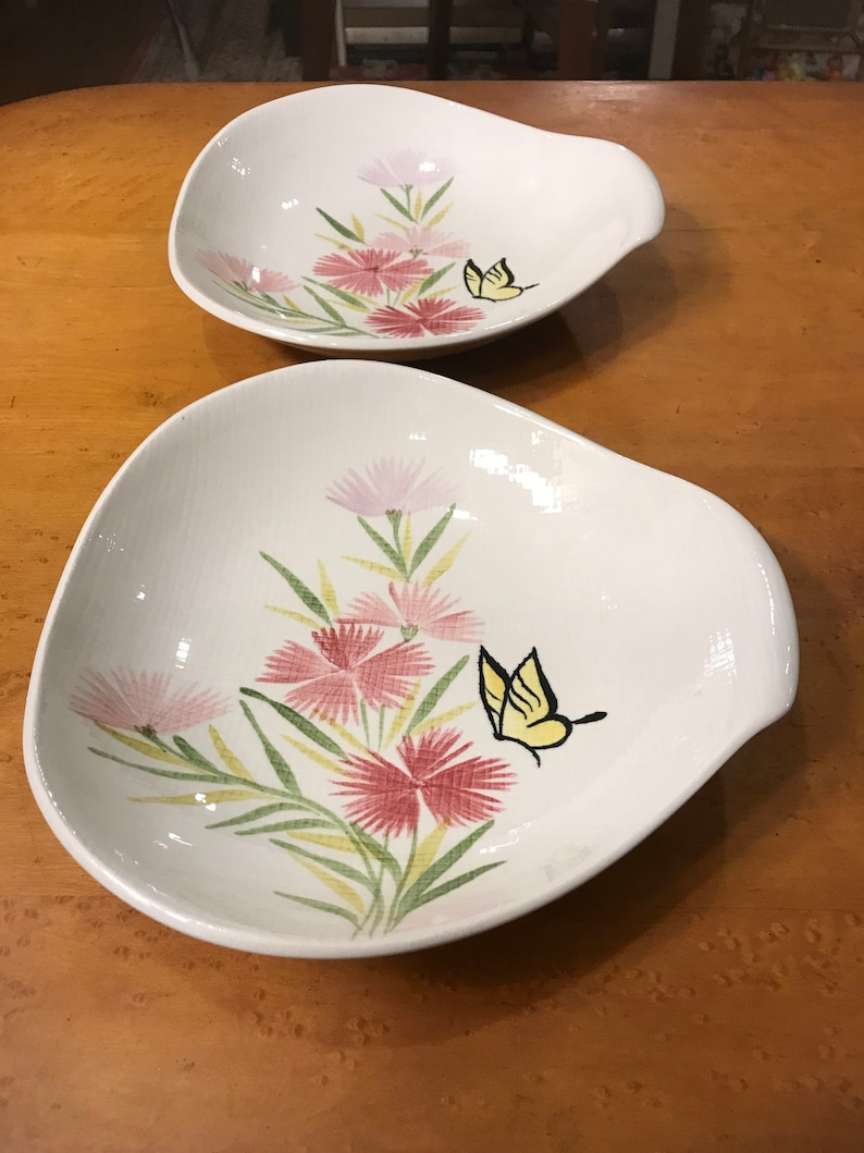 Red Wing Pottery Bowls Pair MCM Pink Spice Salad or soup bowls 8 size