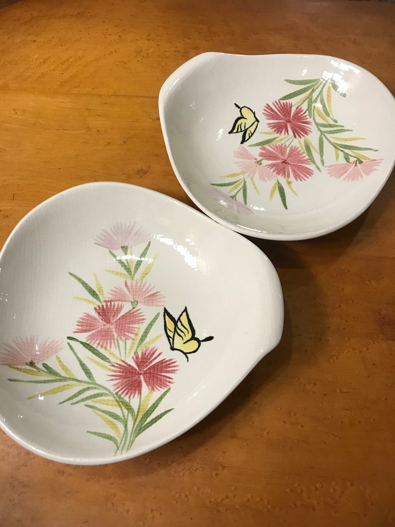 Red Wing Pottery Bowls Pair MCM Pink Spice Salad or soup bowls 8 size