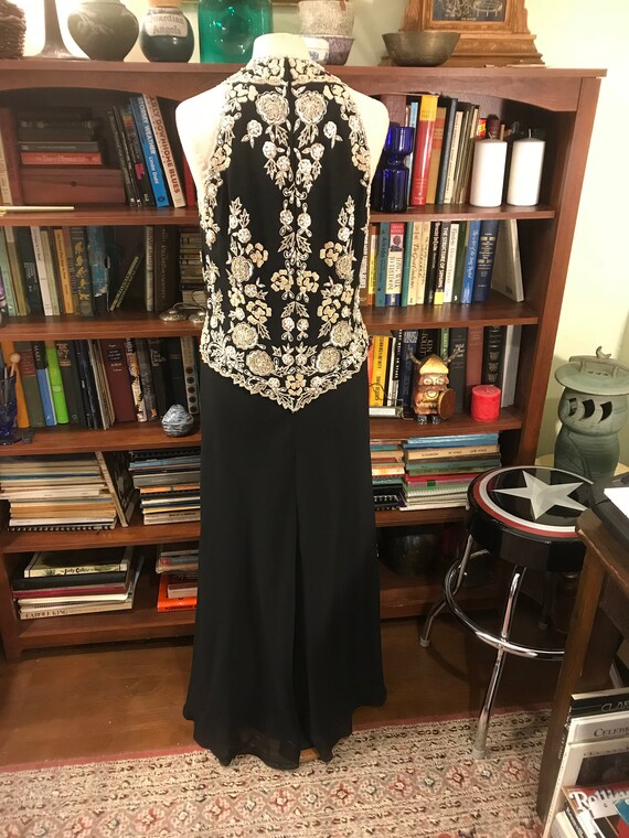 Sexy Beaded Evening Gown in Black and White, size… - image 6