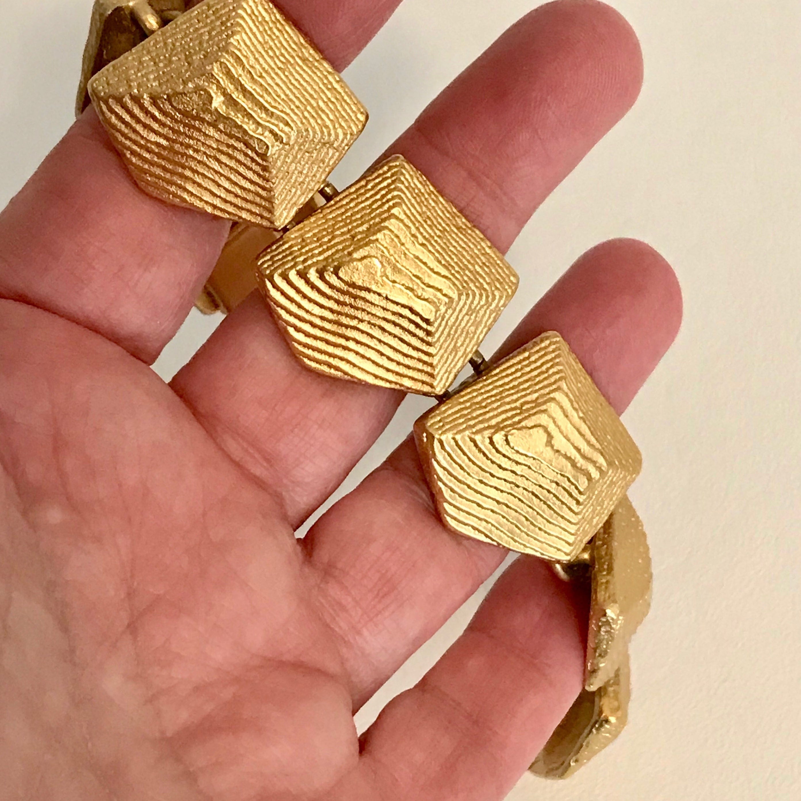 イヴ・サンローランのゴールドリンクブレスレット：ヴィンテージ 