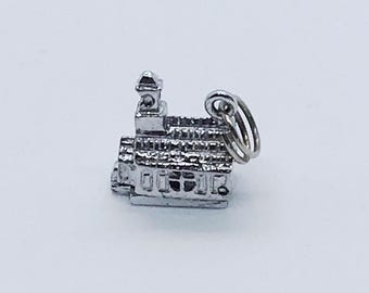 Pulsera mecánica de plata de ley con dije de capilla nupcial y iglesia