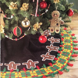 Vintage Christmas Crochet Gingerbread Men Tree Skirt and Stocking PDF Instant Digital Download Festive Holiday Home Decor Christmas Gift