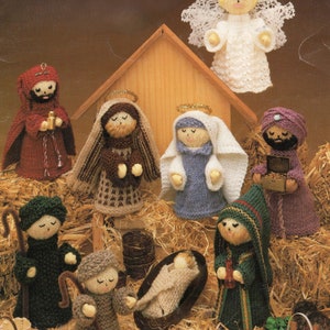 Vintage Christmas Knit Nativity Set 9 figures Baby Jesus, Mary, Joseph, shepherd, Shepherd Boy, 3 Wisemen Angel PDF Instant Digital Download