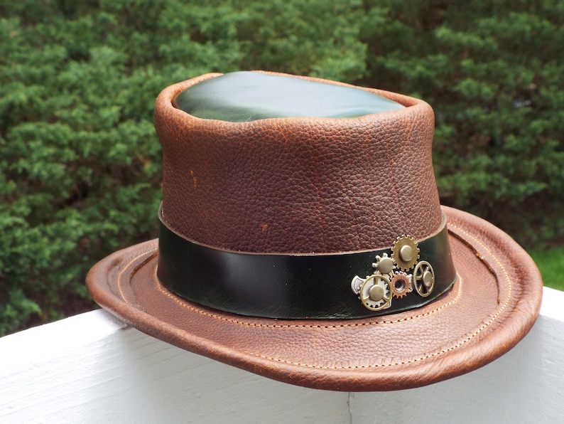 Large Men's Leather Handmade Steam Punk Top Hat Geared Hat Band image 1