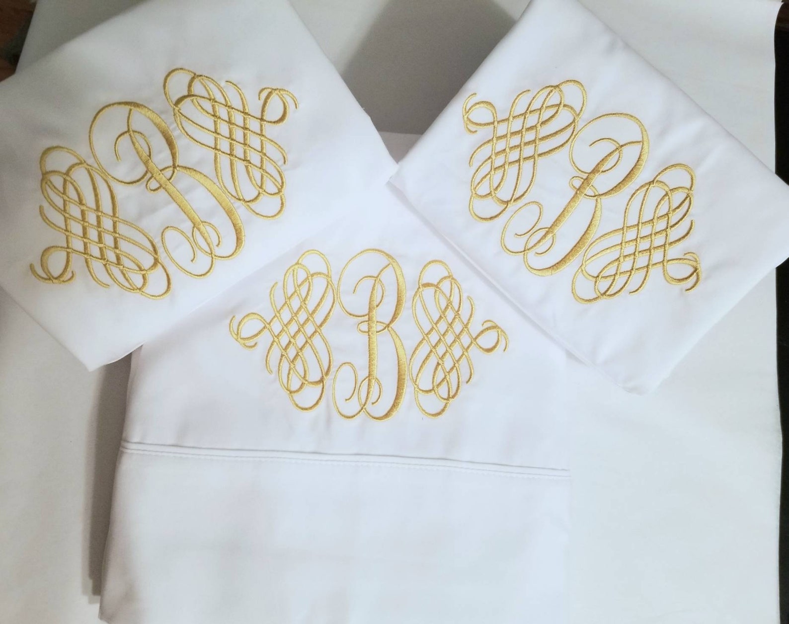 Monogrammed White Sheet Set Custom Embroidery Monogrammed Etsy