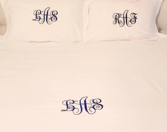 Embroidered Monogram Duvet Cover With 2 Shams