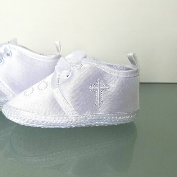 baby boy white booties
