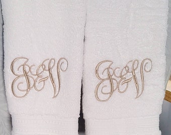 Personalized Monogrammed Towels Bath Towel, Hand Towel, wash clothes Embroidered