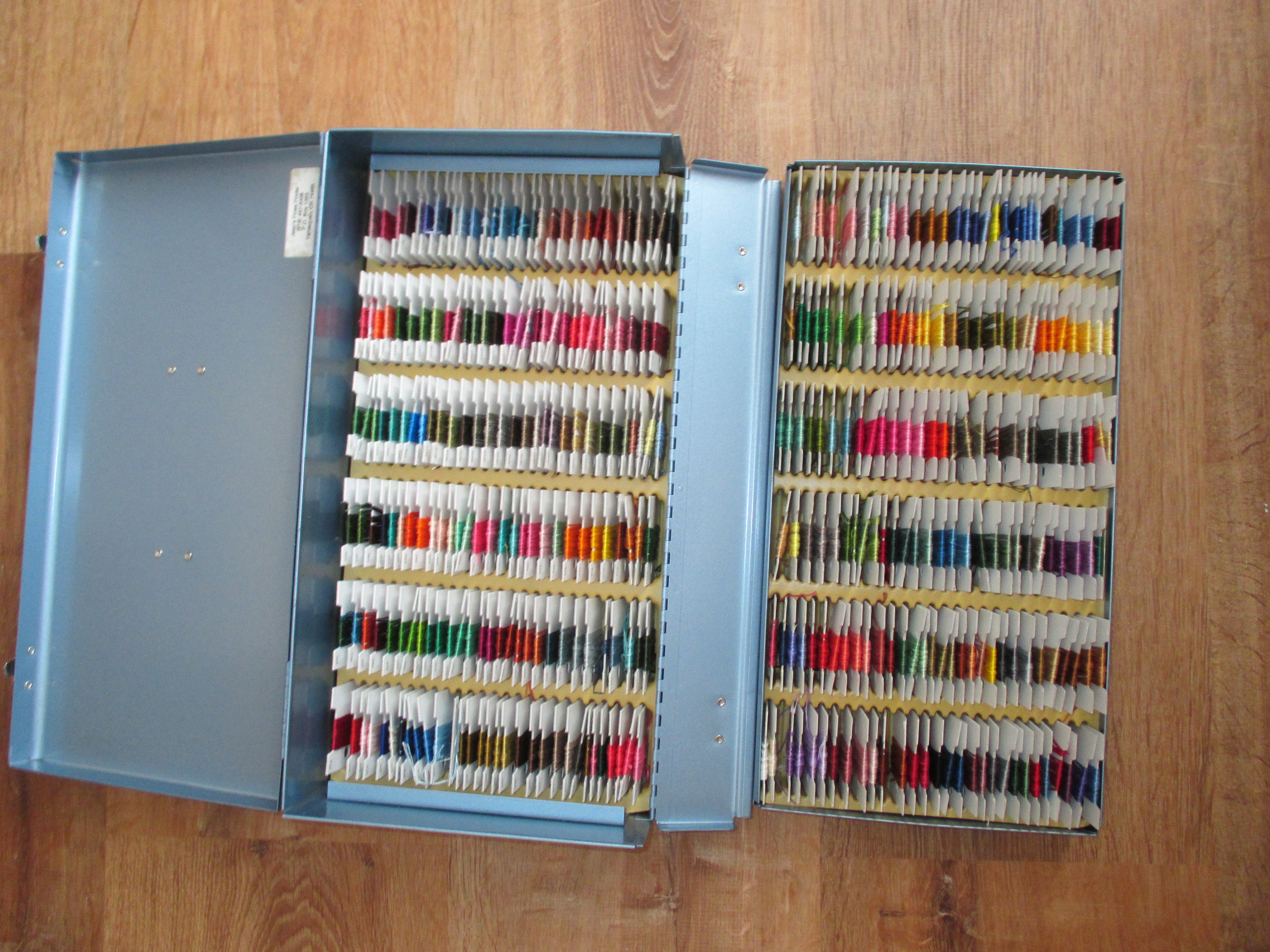 Embroidery Floss Thread Organizer, Seethrough Embroidery Thread