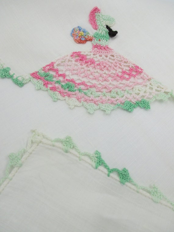 Vintage Mid Century Crochet & Embroidered Hanky - 