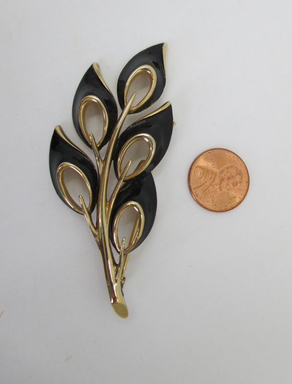 Vintage Signed Kramer Leaf Brooch - Black Enamele… - image 8