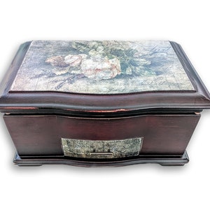 Vintage refinished farmhouse floral jewelry box, custom hand painted jewelry armoire organizer holder, best gifts for girlfriend wife mom
