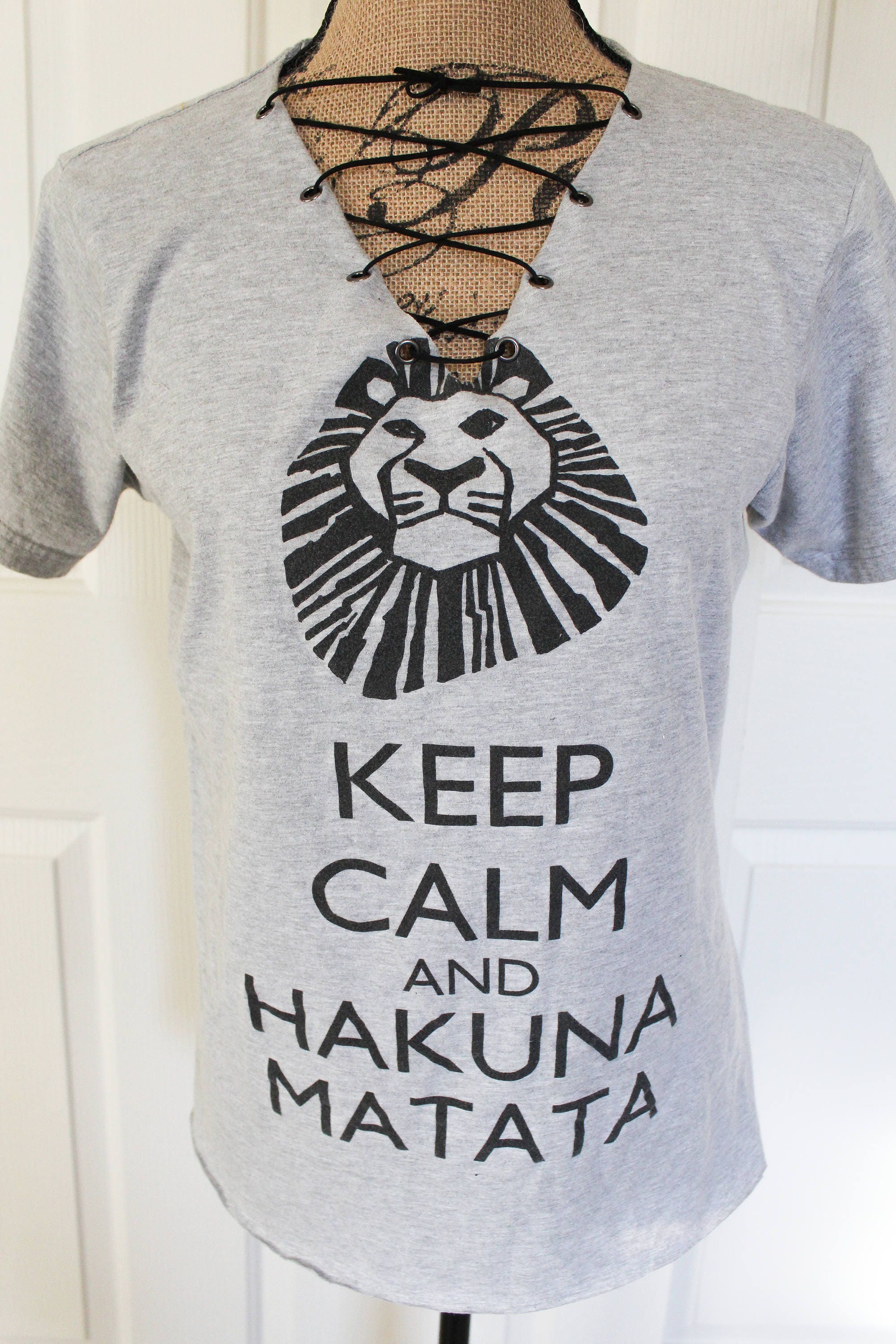 hakuna matata t shirt women's