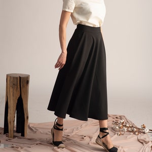 Black Midi Victorian Style Skirt, A-Line Mid Calf Skirt, Pleated Cocktail Skirt with Pockets, High Waisted Flared Skirt,Gothic Walking Skirt