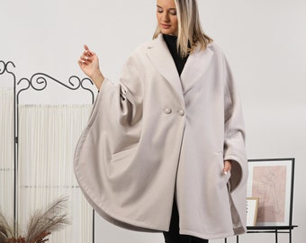 Licht Academia Warmer Poncho-Mantel-Mantel, cremefarbenes Woll-Cape, Wintermantel mit Kerben-Kragen, Decken-Cape in Übergröße, Fledermausärmel-Jacke