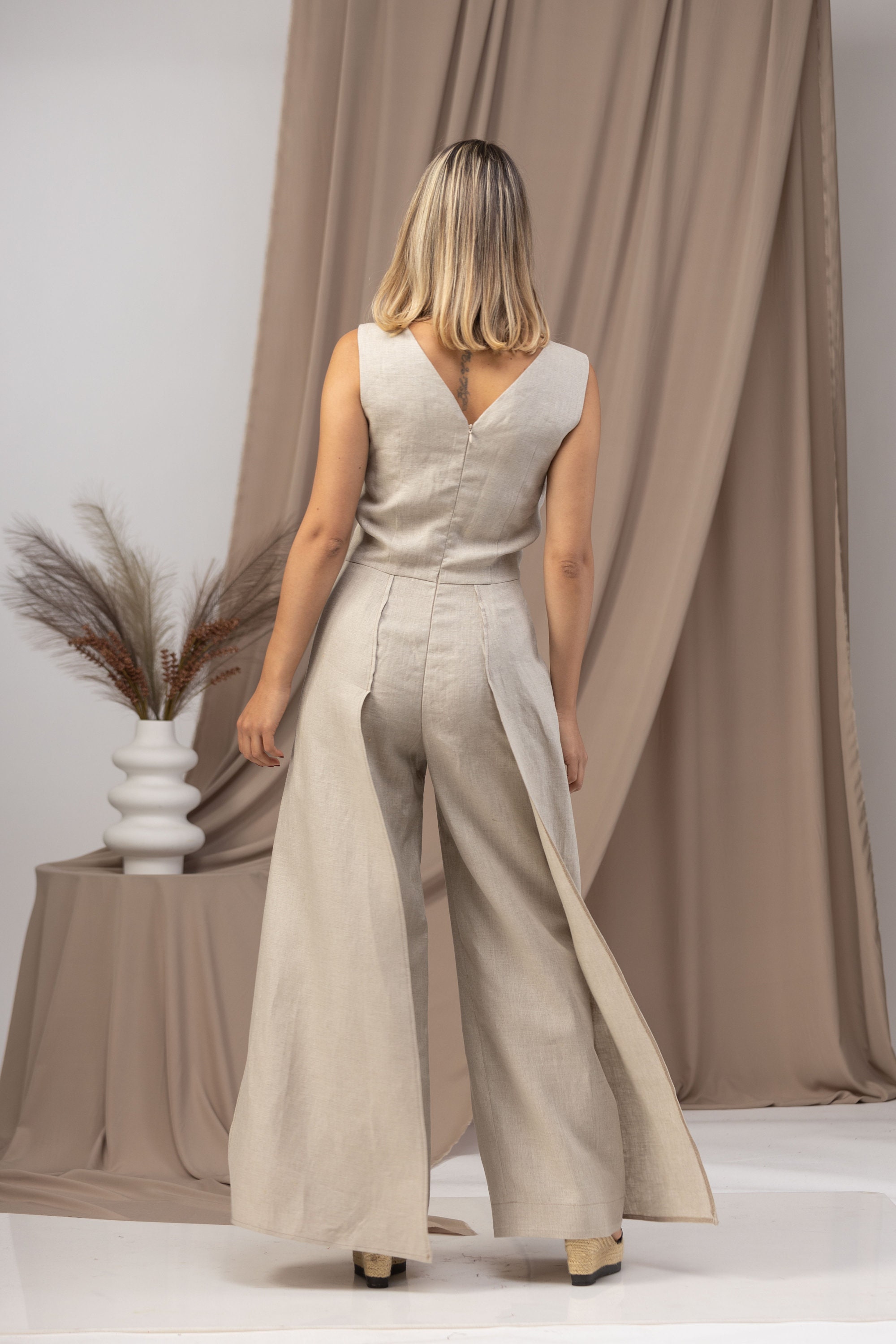 Combinaison Pantalon Femme élégante - Col V, Large Jambe, Sans Manches - Polyester Noir