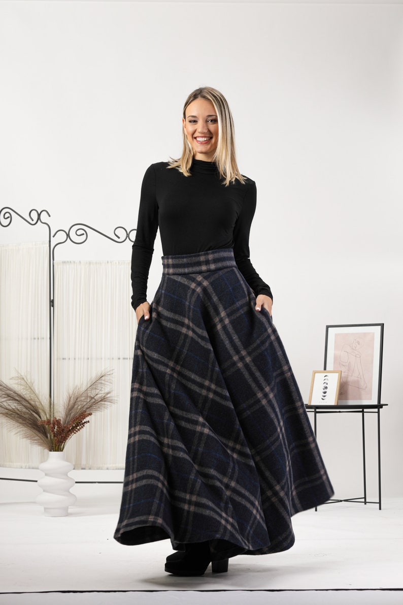 Edwardian-Inspired Soft Wool Ankle Length Skirt, Maxi Waistline Grace Skirt, Black Walking Pockets Skirt, Winter A Line Plus Size Skirt Plaid