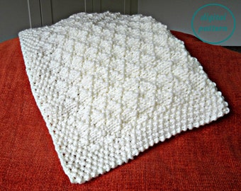 Easy knitting pattern, baby blanket, super chunky criss cross