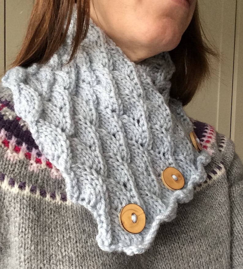 Knitting Pattern Aran Neck Warmer Scarf Scallops Etsy UK