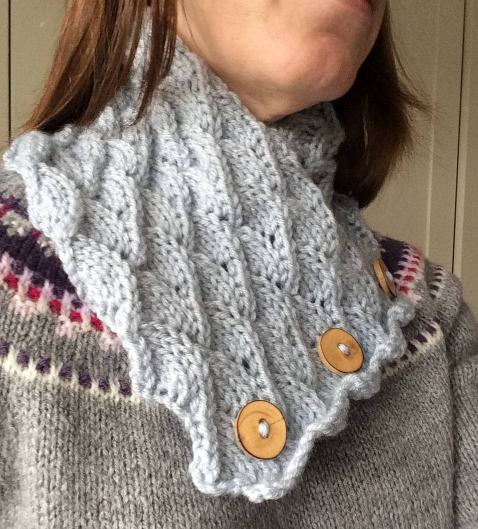 Knitting Pattern Aran Neck Warmer Scarf Scallops Etsy
