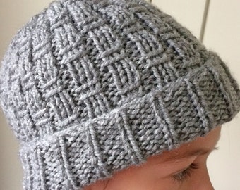 Easy knitting pattern Chunky hat Over the Line pdf