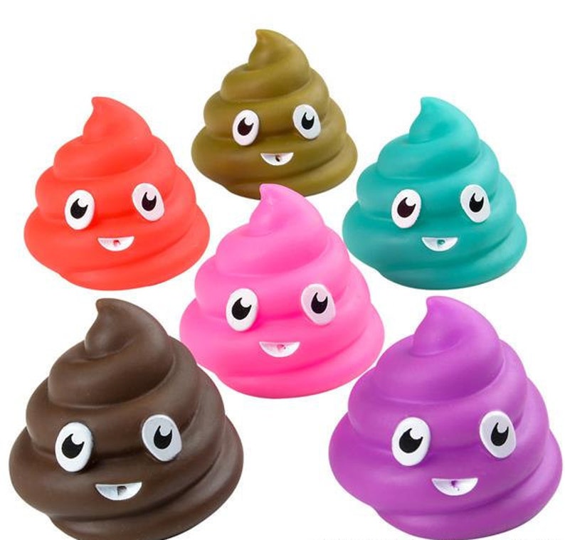 3 EMOTICON POOP