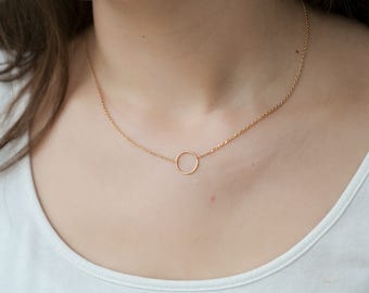 Circle necklace in Silver