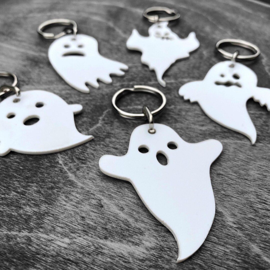Halloween Ghost Keyrings, Spooky Party Favors, Set of 5 - Etsy